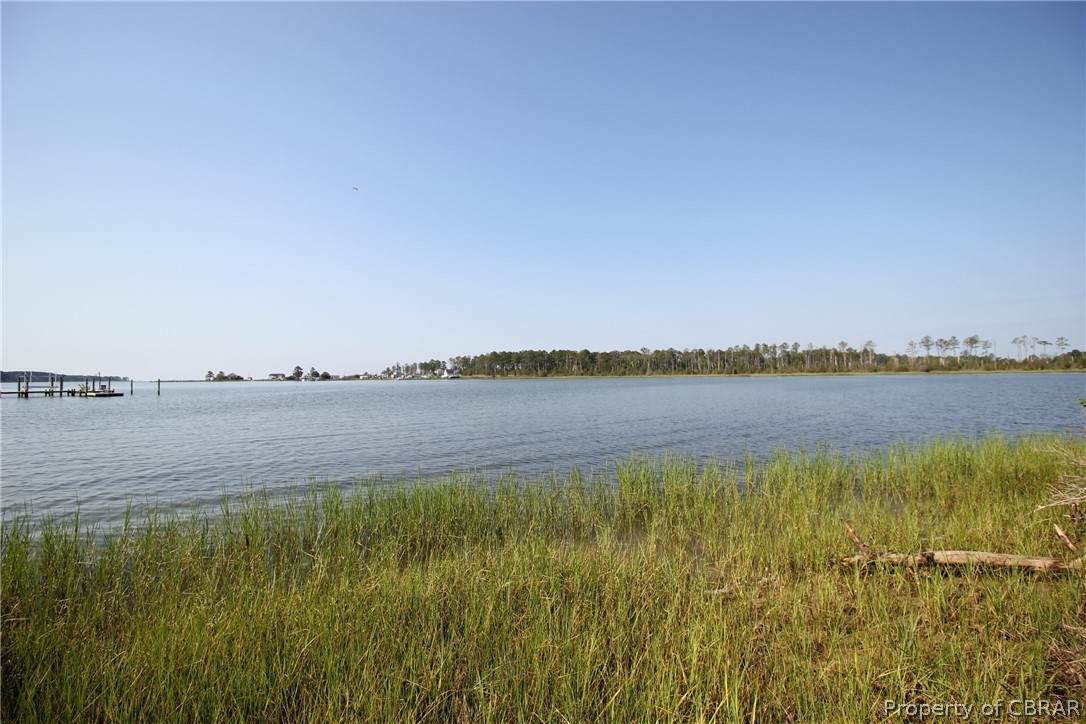 200 Blackwater Drive - Photo 1