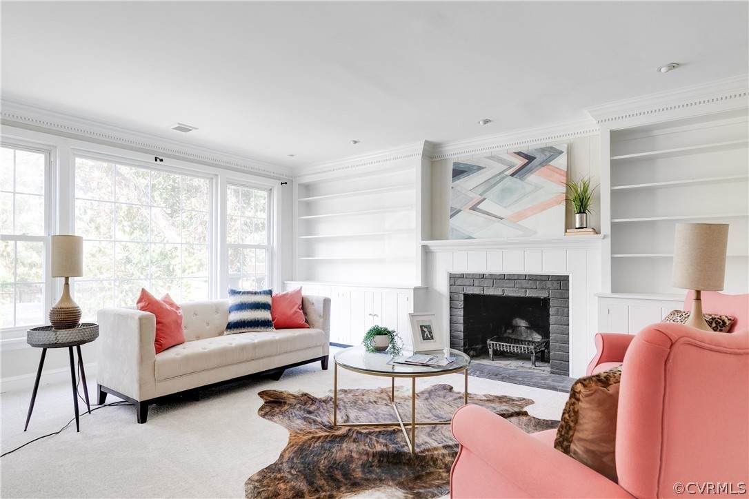 7200 Durwood Crescent - Photo 1