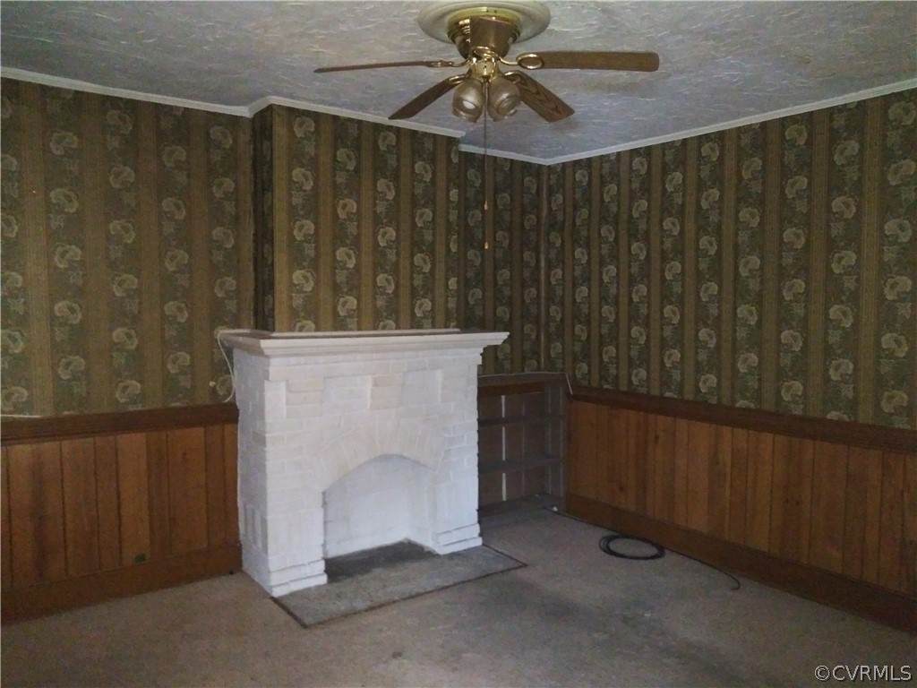 217 15th Street - Photo 1