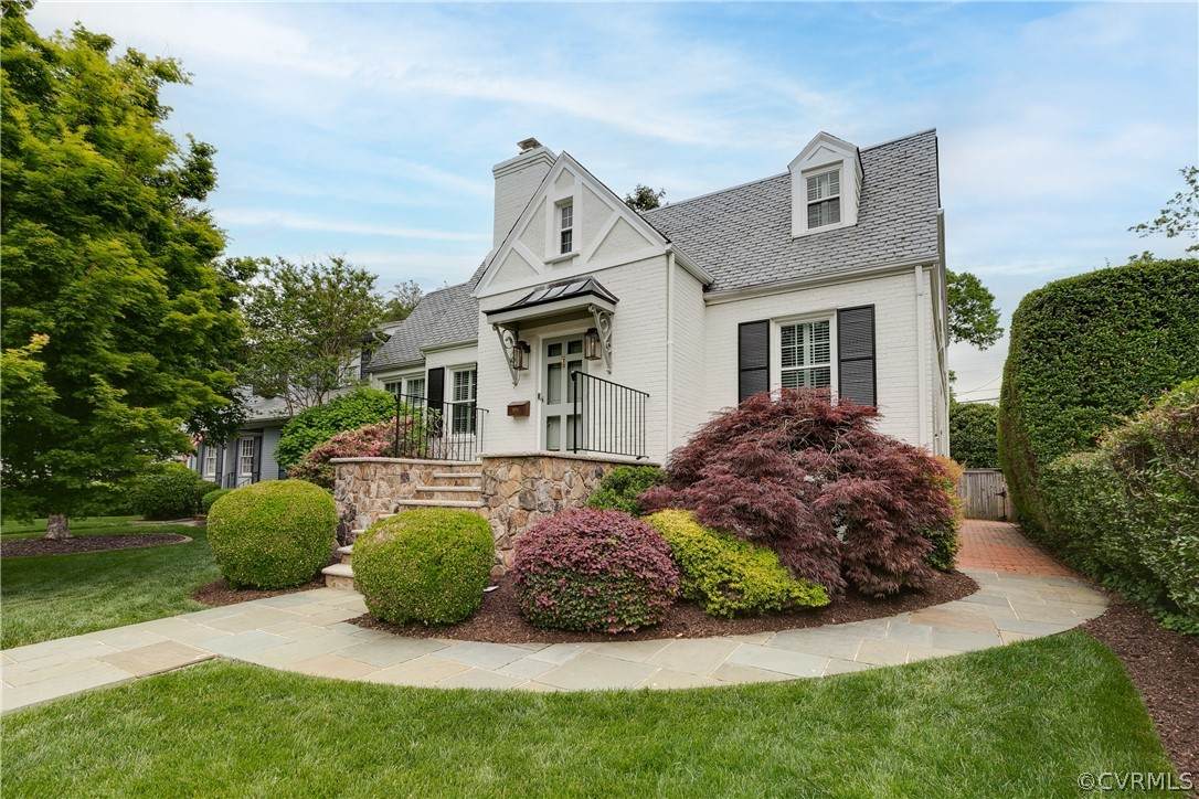 351 Lexington Road - Photo 1