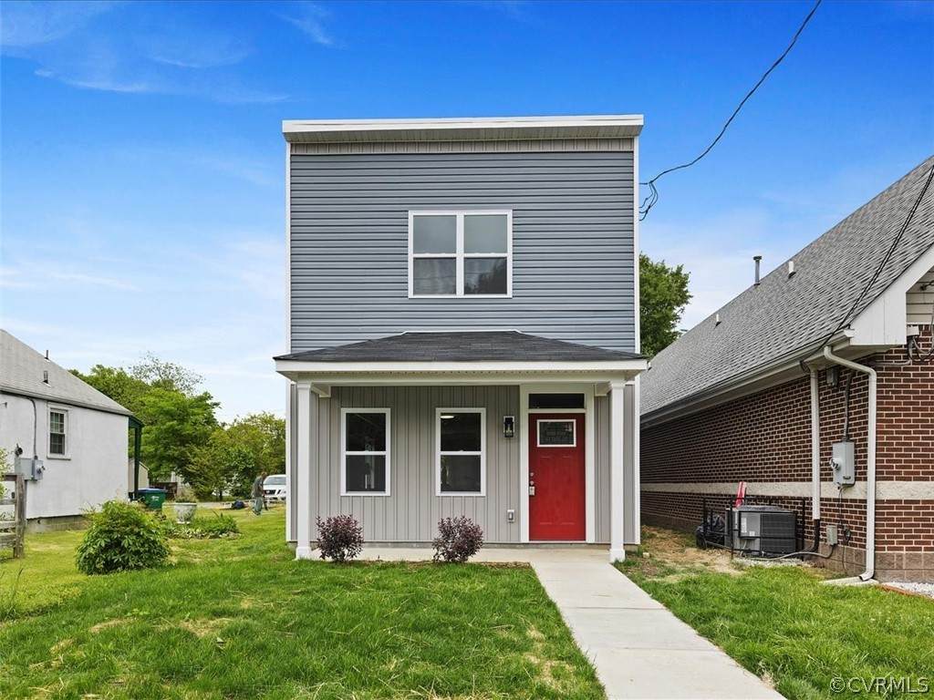 1803 1/2 28th Street - Photo 1