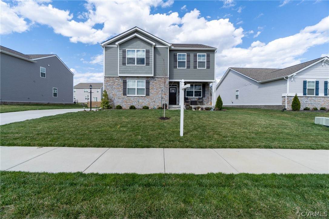 6607 Whisperwood Drive - Photo 1