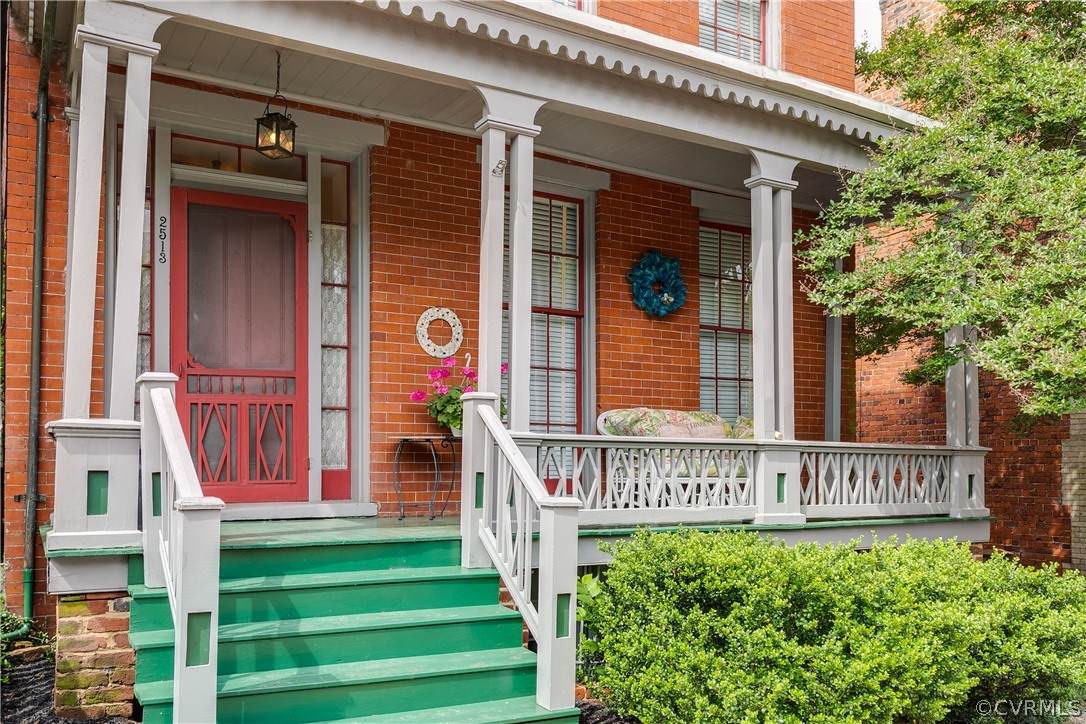 2513 Grace Street - Photo 1