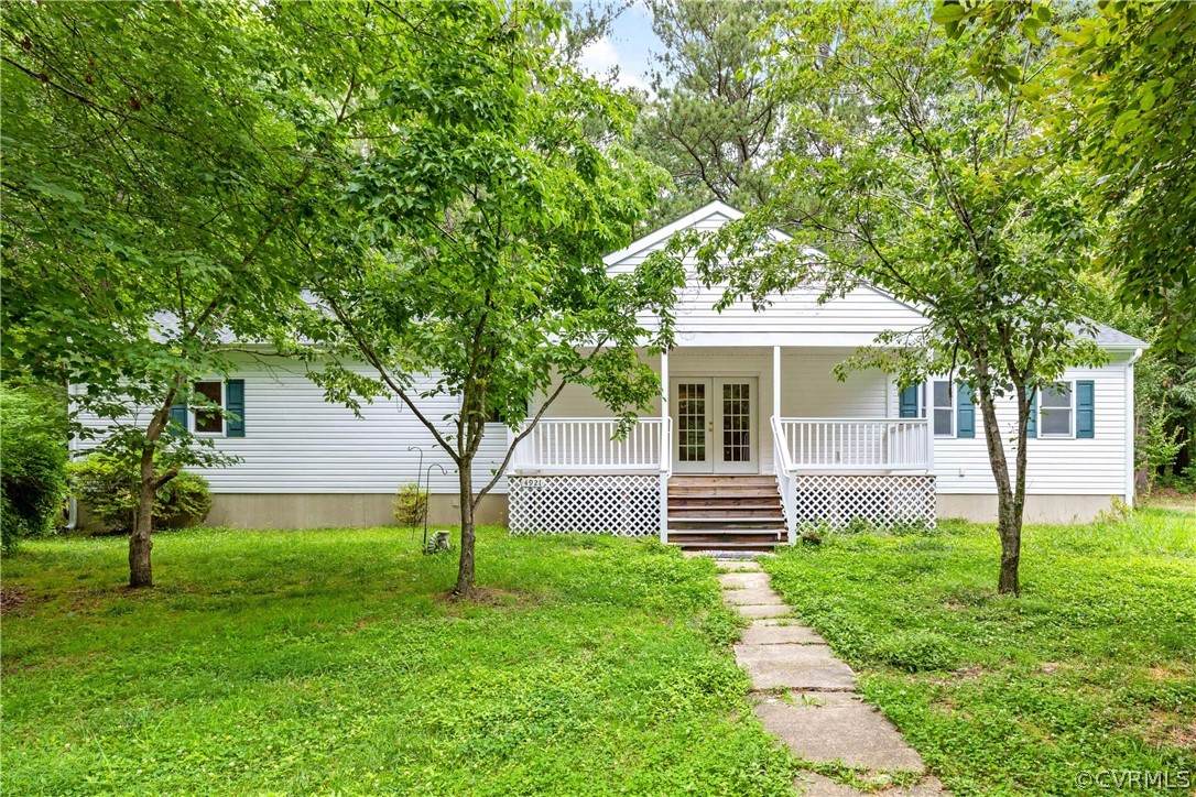4921 Waymacks Road - Photo 1