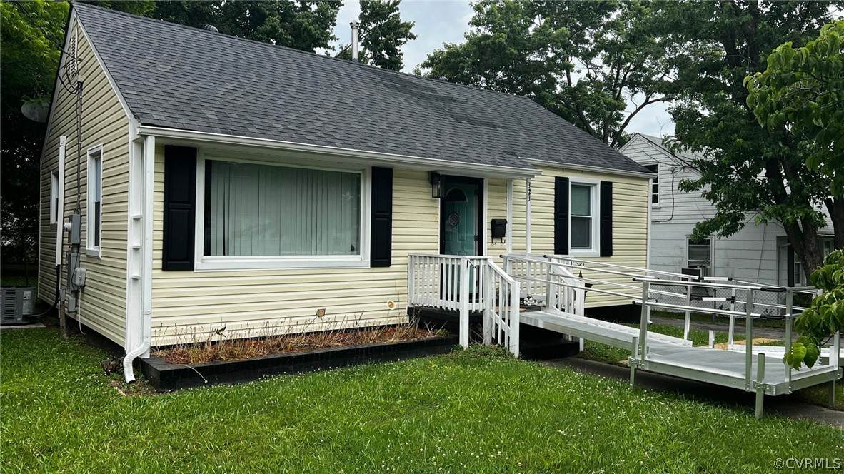 323 Ivey Avenue - Photo 1
