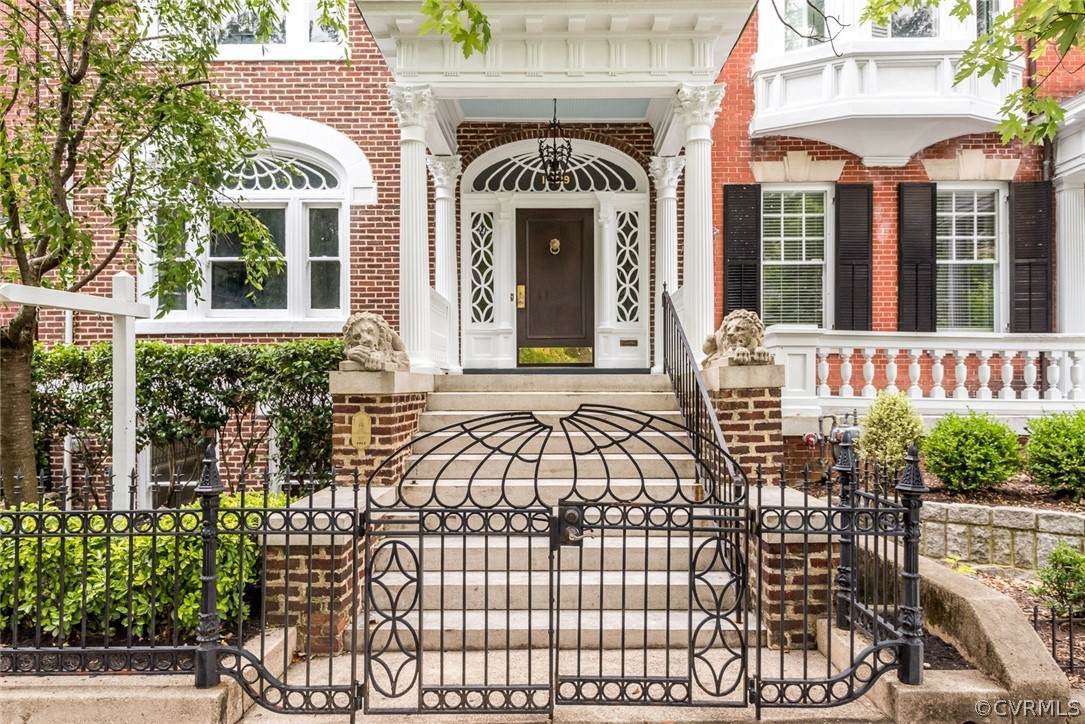 1209 Franklin Street - Photo 1