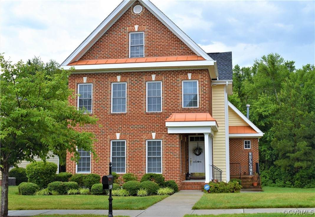 4333 Village Creek Dr - Photo 1