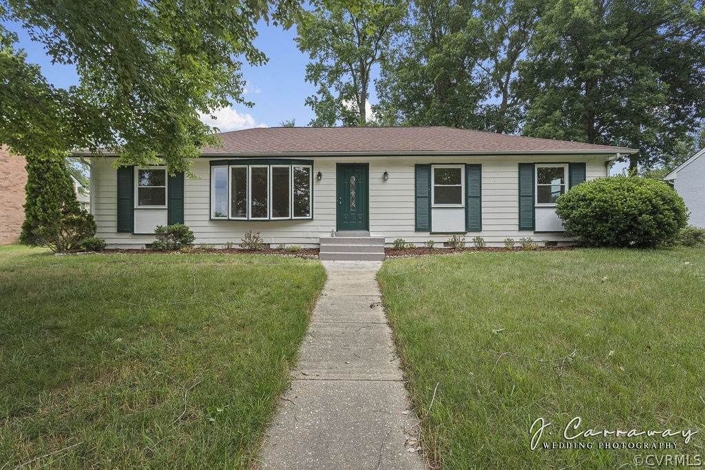 916 Jamestown Road - Photo 1