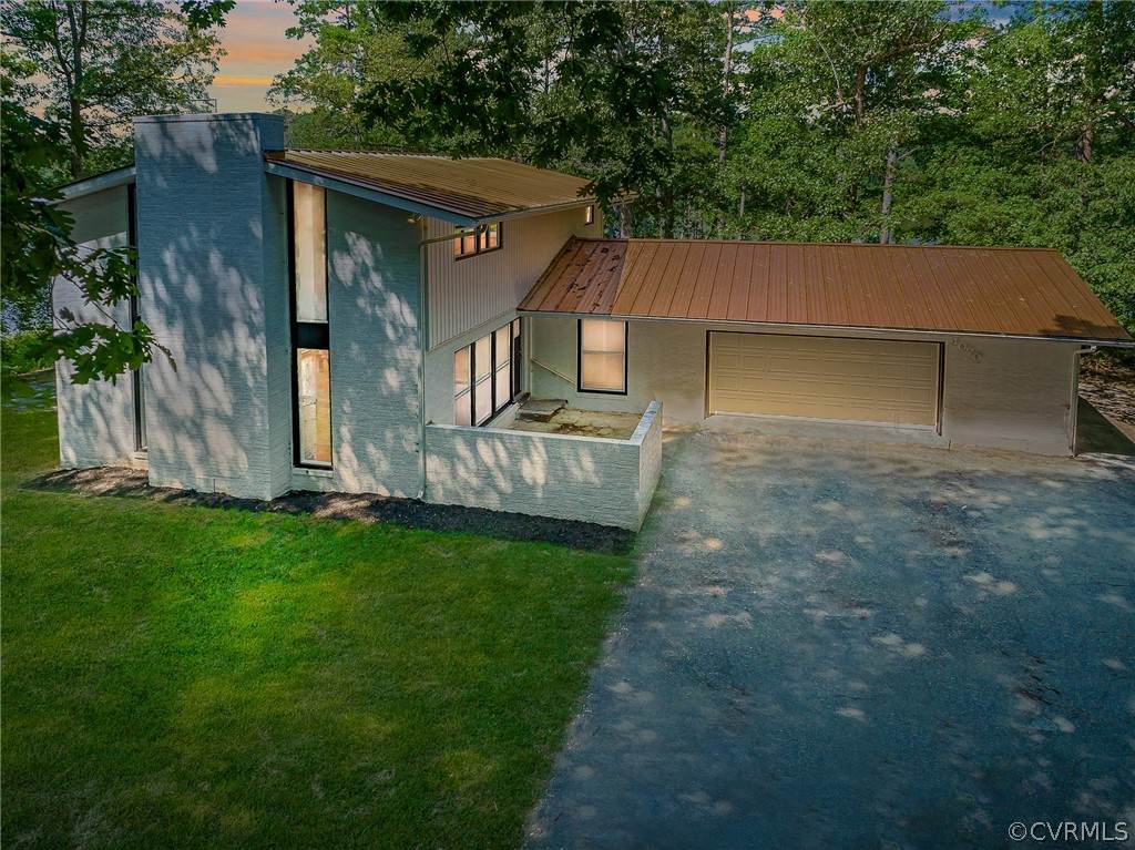 4070 Dogwood Drive - Photo 1