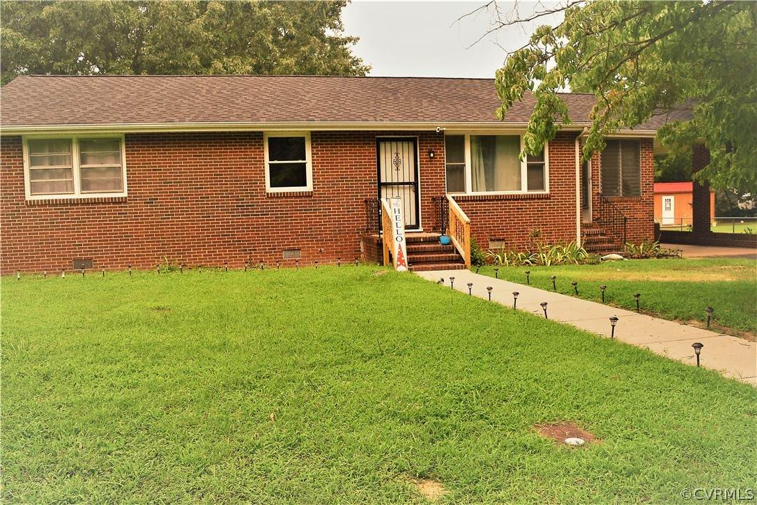 3918 Ferndale Circle - Photo 1