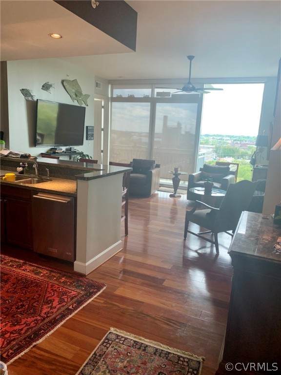 301 Virginia Street - Photo 1