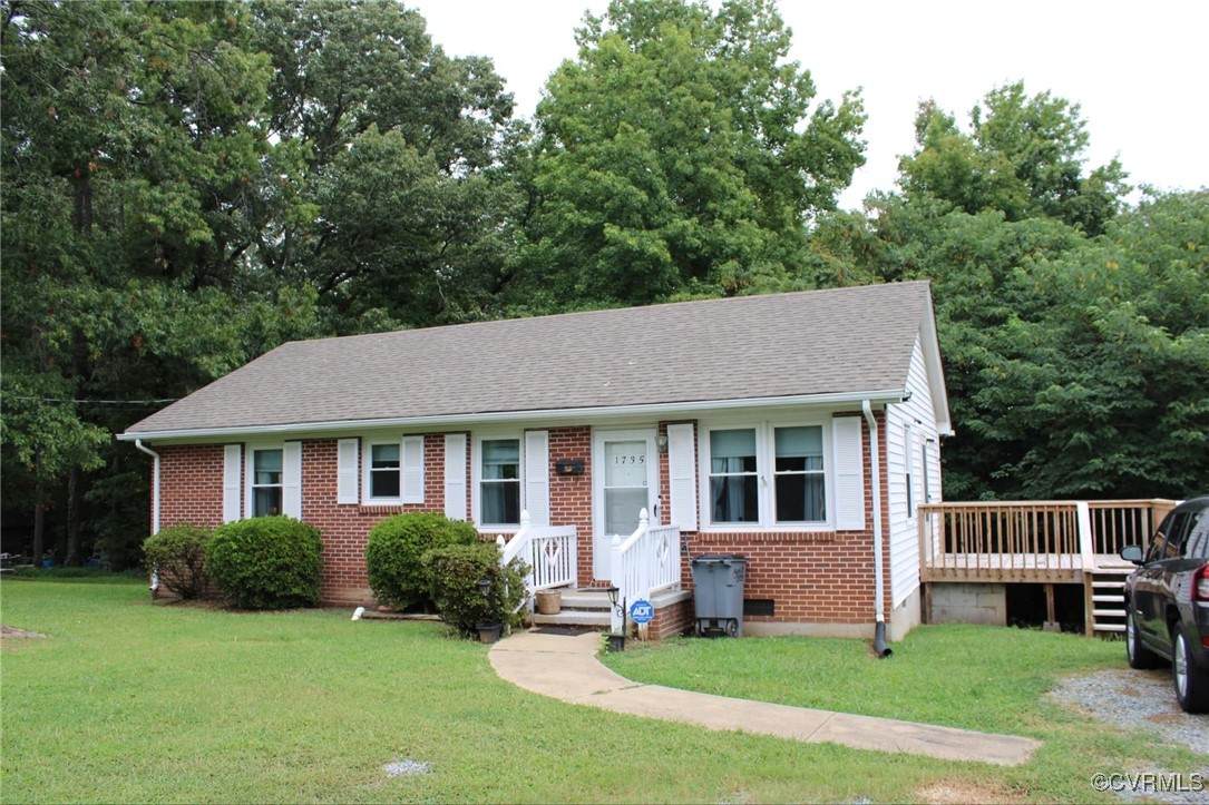 1735 Jefferson Avenue - Photo 1
