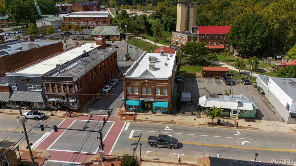 301 Main Street - Photo 1