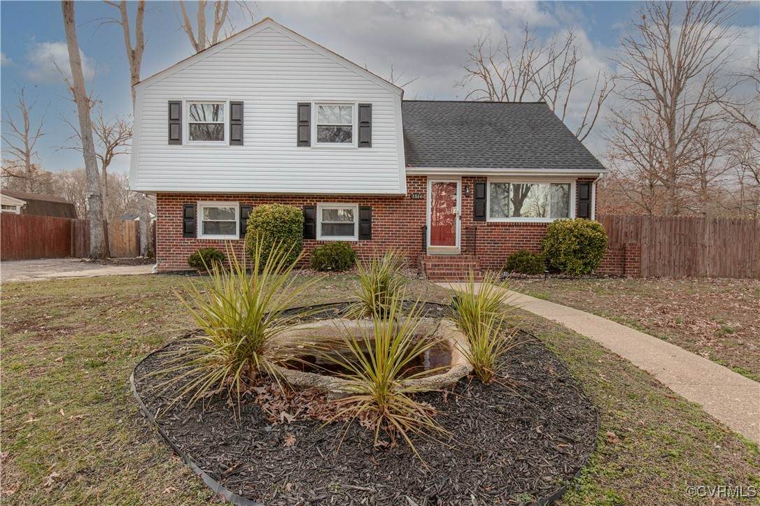 1516 Sandgate Road - Photo 1