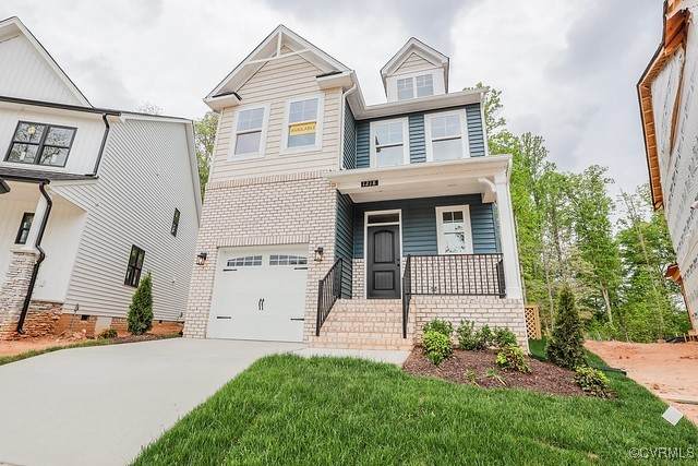 1400 Pinchot Street - Photo 1