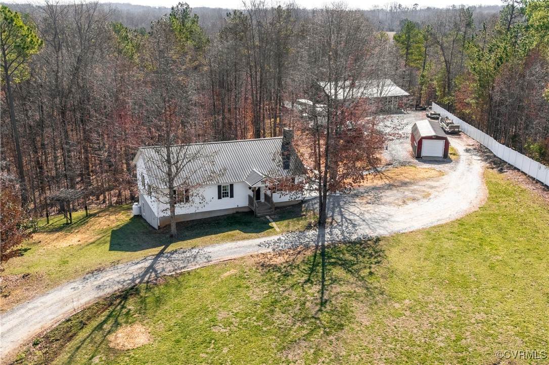 7601 Amelia Springs Rd - Photo 1