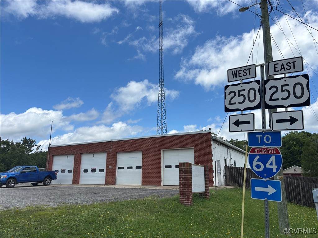 4746 Broad Street Road - Photo 1