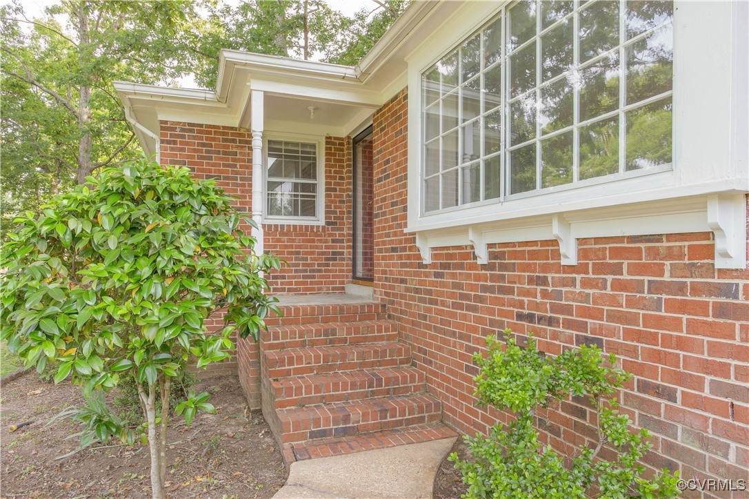 2112 Wynnewood Drive - Photo 1