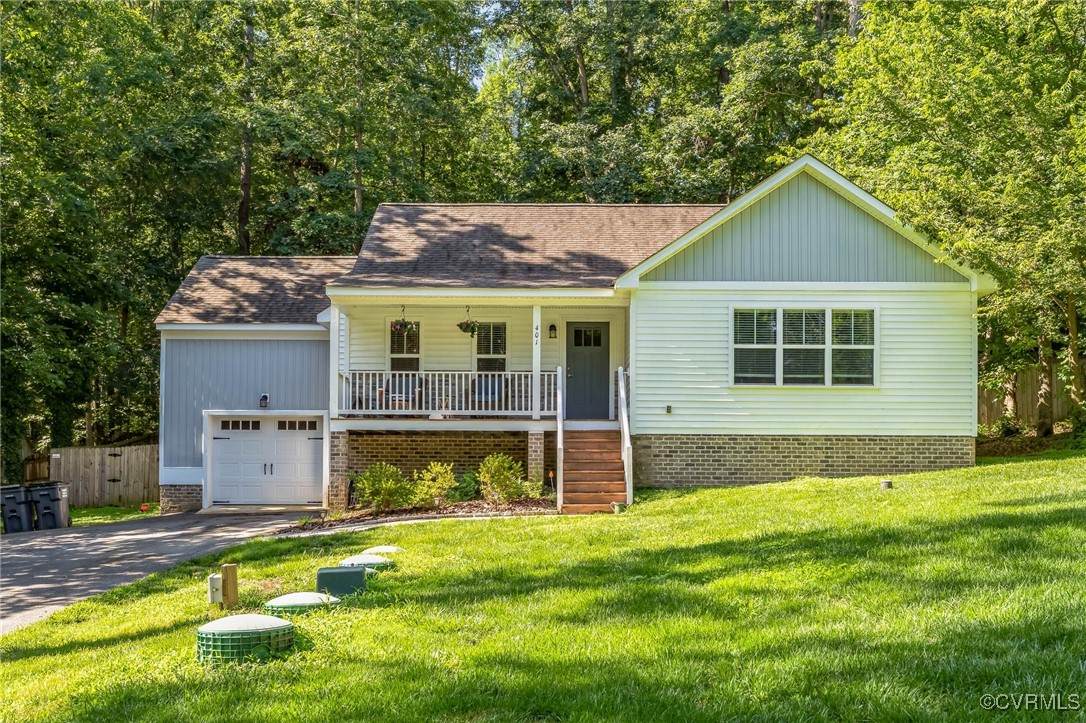 401 Knollwood Drive - Photo 1