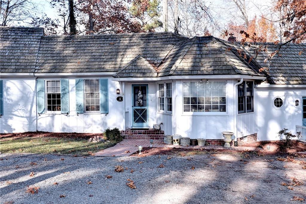 72 Golf Course Drive - Photo 1