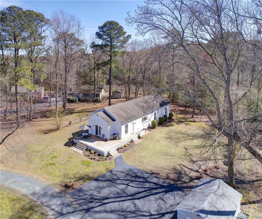 58 Laurel Lane - Photo 1