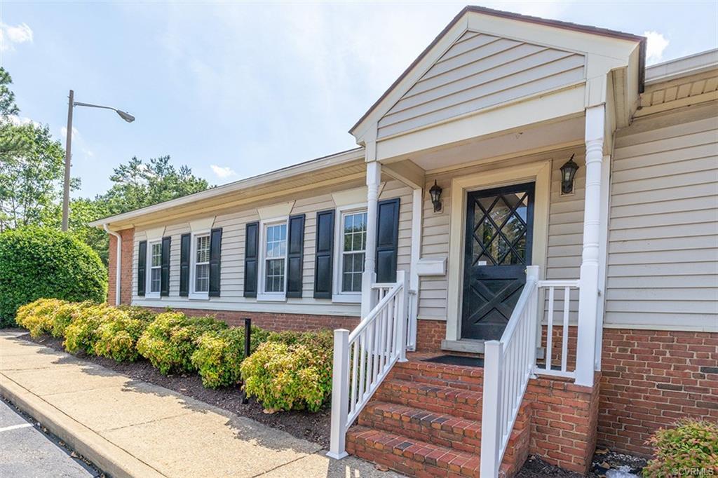 910 Parham Road - Photo 1