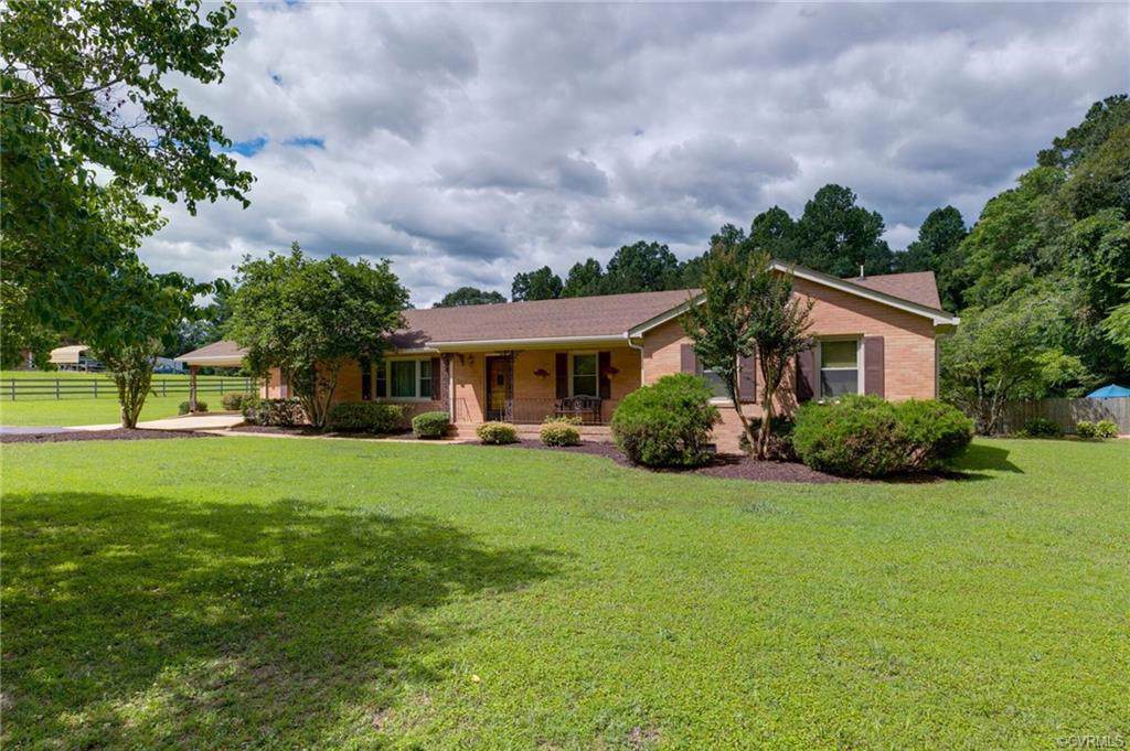 7335 Hidden Lake Estate Drive - Photo 1