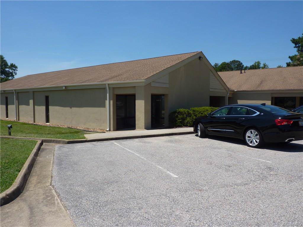 2801 Boulevard Suite G - Photo 1