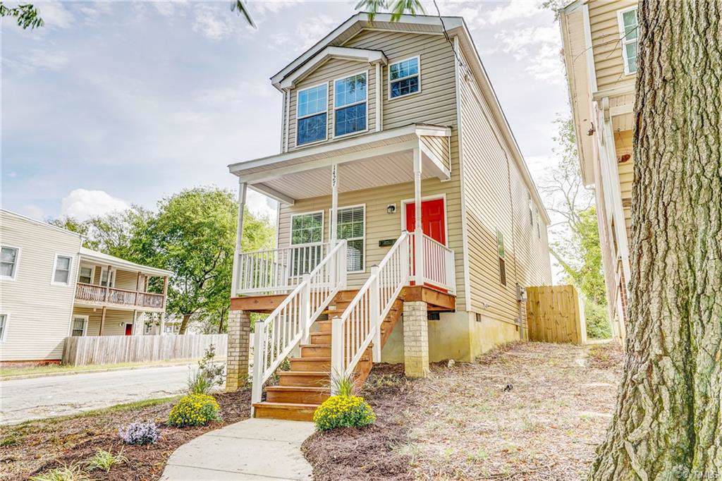 1427 22nd Street - Photo 1