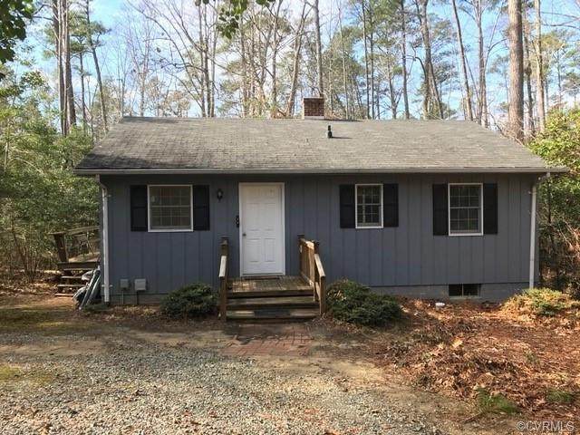 134 Evergreen Drive - Photo 1