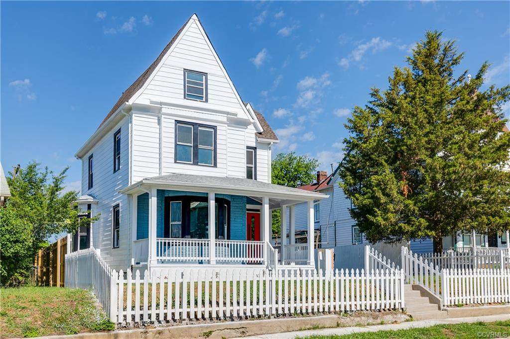 2106 Barton Avenue - Photo 1