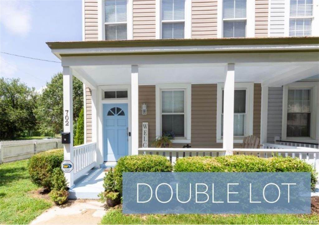 702 21st Street - Photo 1