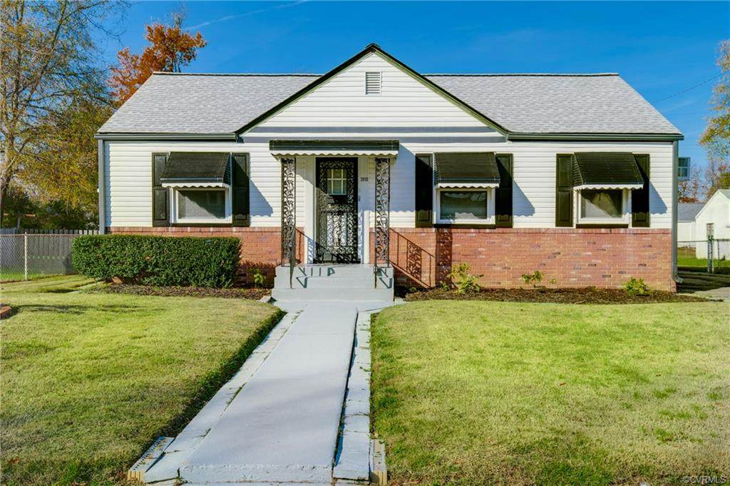 3910 Chatham Drive - Photo 1