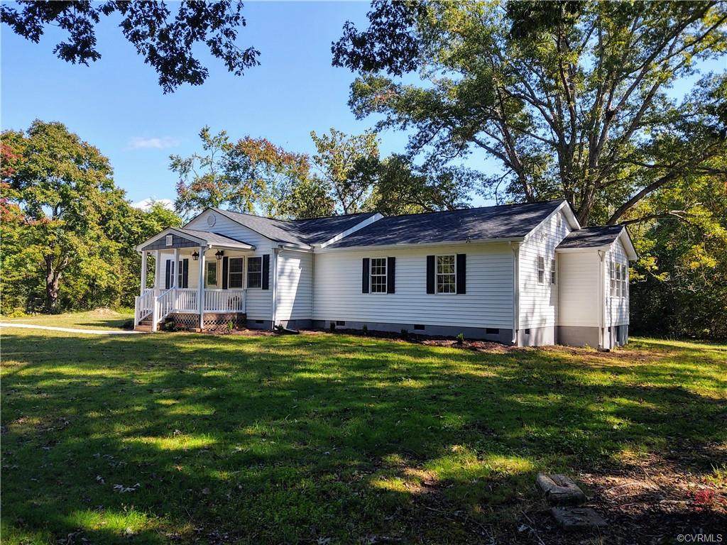 4609 Powhatan Lakes Road - Photo 1