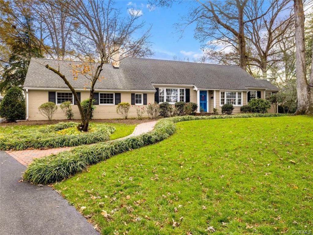 8101 University Drive - Photo 1