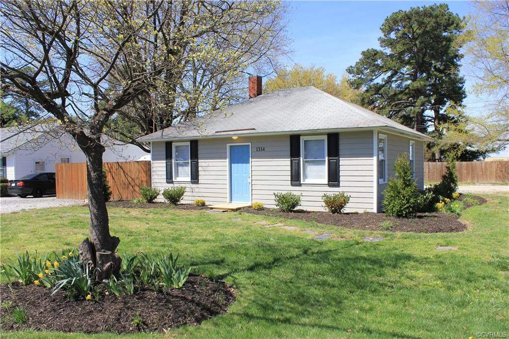 1314 Parham Road - Photo 1