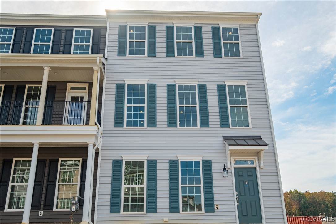 15225 Dunton Ave - Photo 1