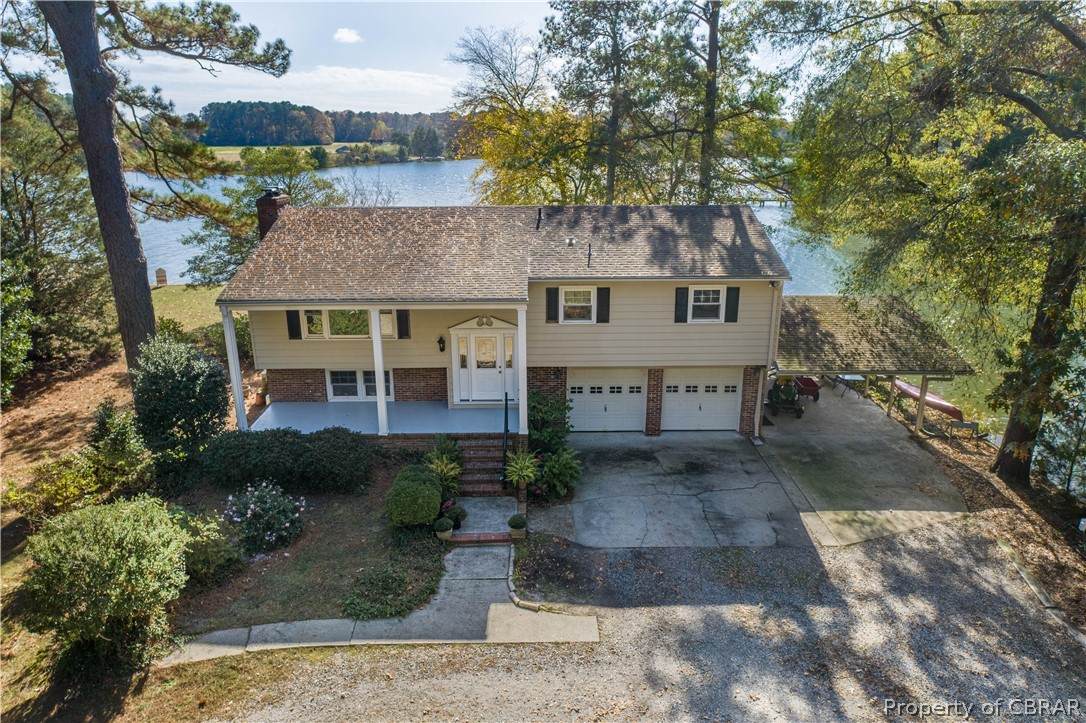 3850 Kingswood Lane - Photo 1
