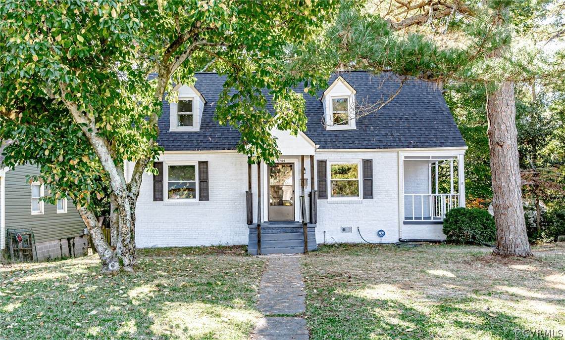 1744 Oakland Street - Photo 1