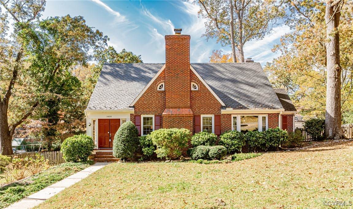 1408 Westover Gardens Boulevard - Photo 1