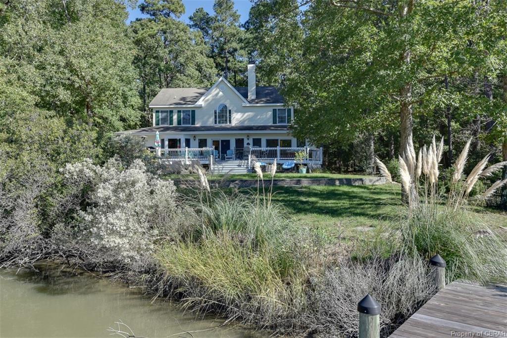 20 Waterford Drive - Photo 1