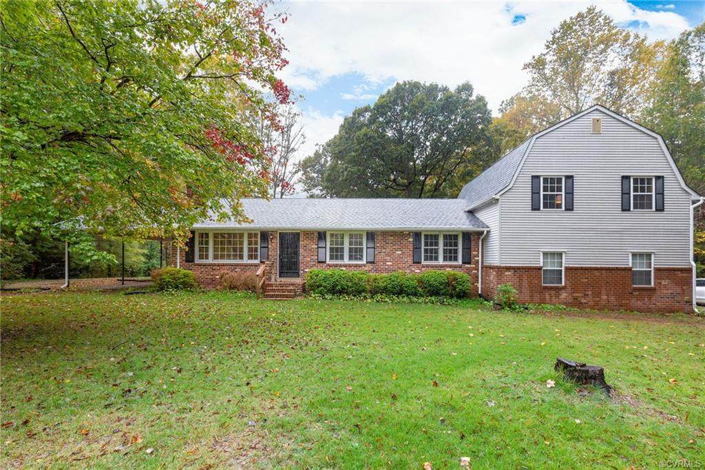 9910 Knobs Hill Lane - Photo 1