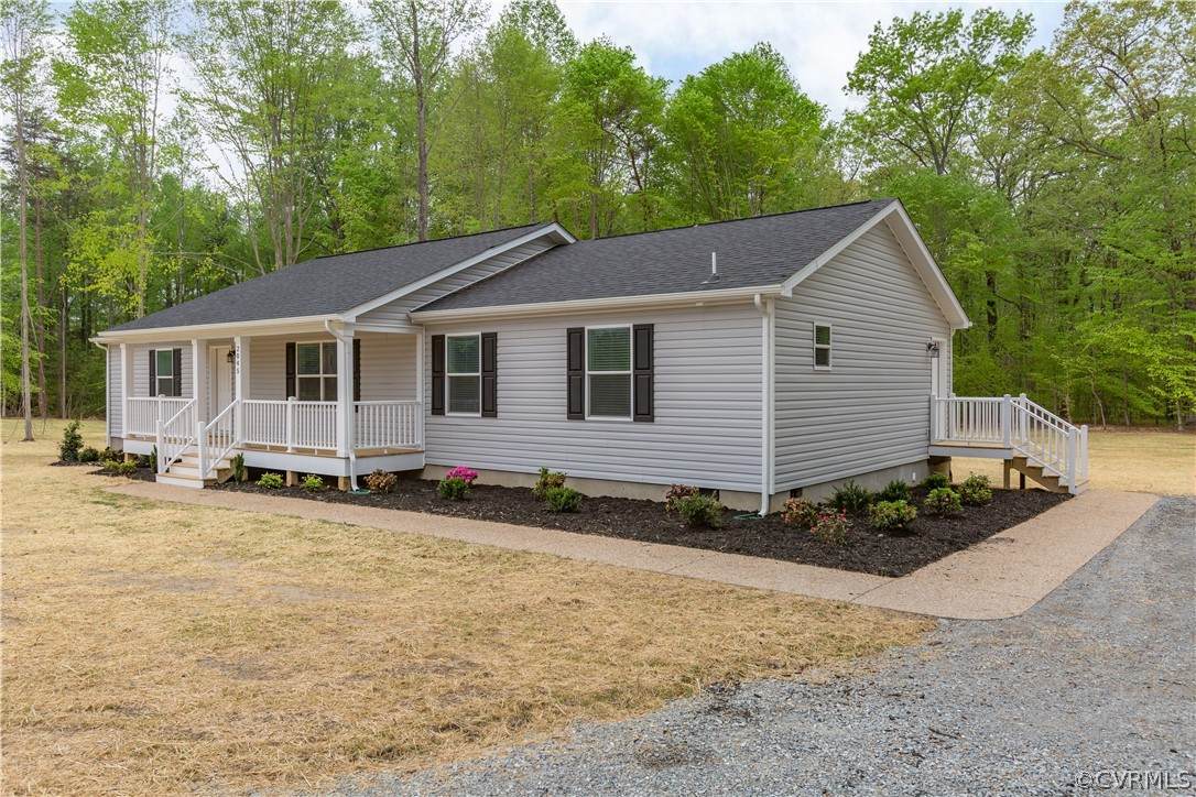 2045 Eastham - Photo 1