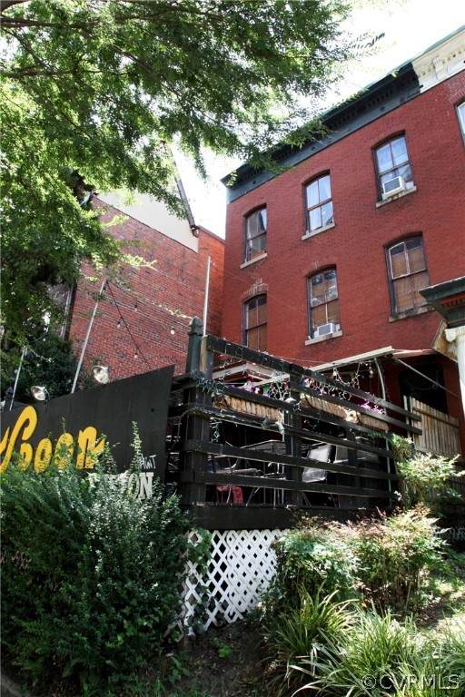 903 Grace Street - Photo 1