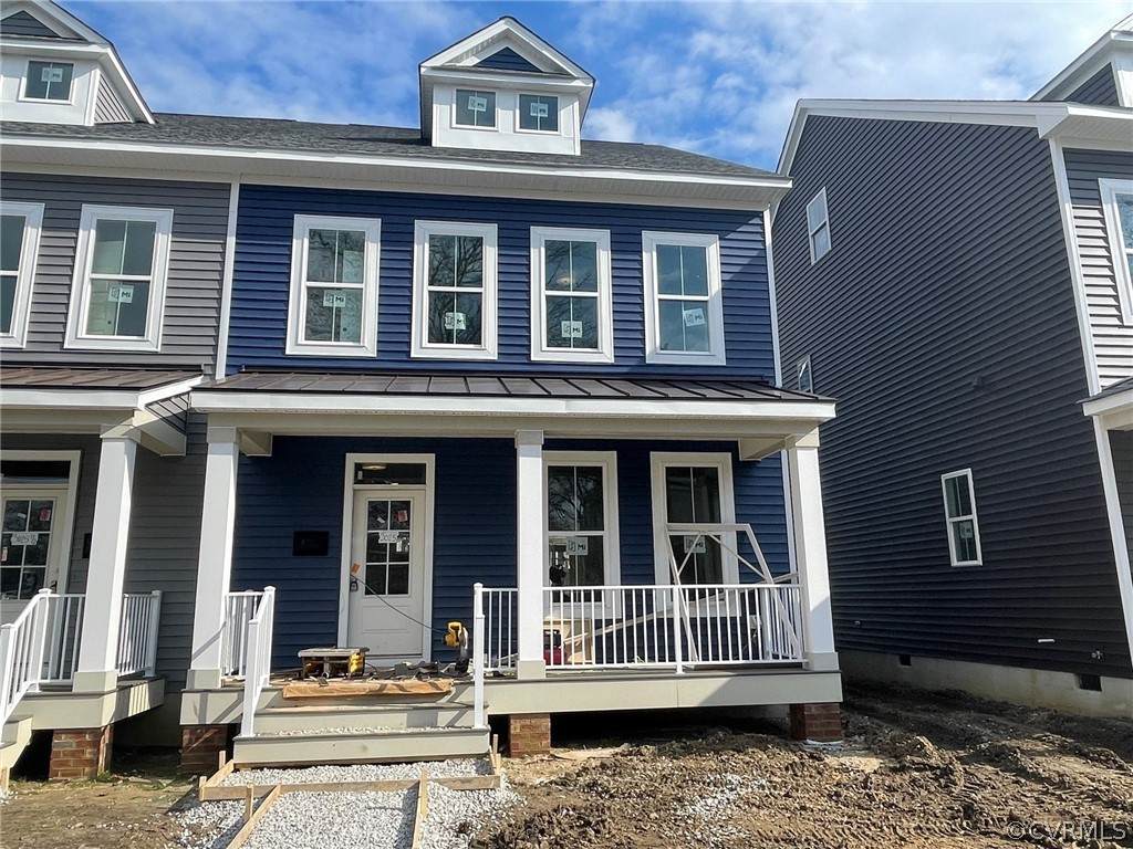 3025 Hanes Avenue - Photo 1
