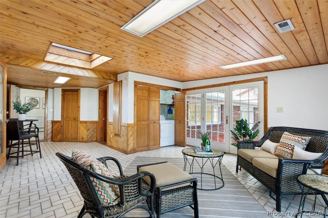6810 Belroi Road - Photo 1