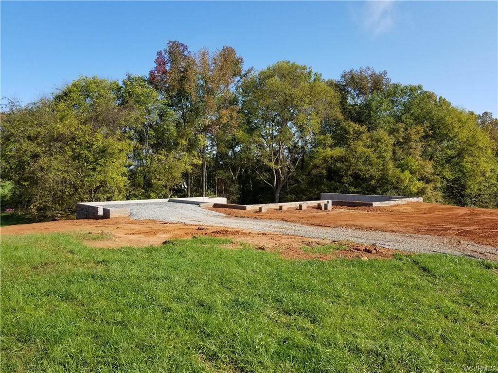16140 Janet Drive - Photo 1