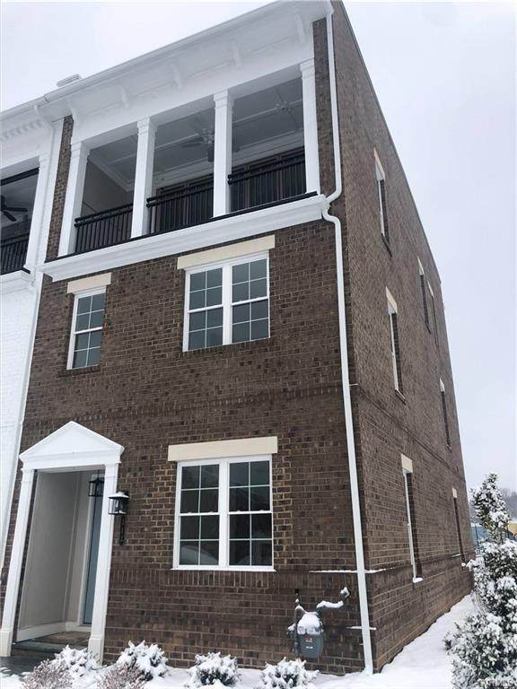 312 Becklow Avenue - Photo 1