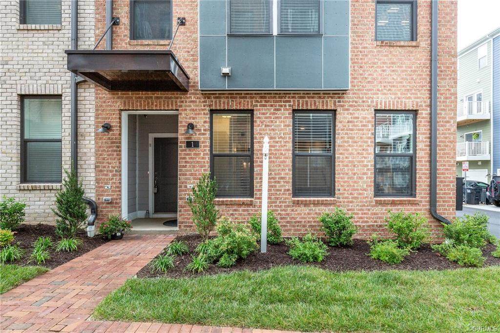1 Flatwater Row - Photo 1