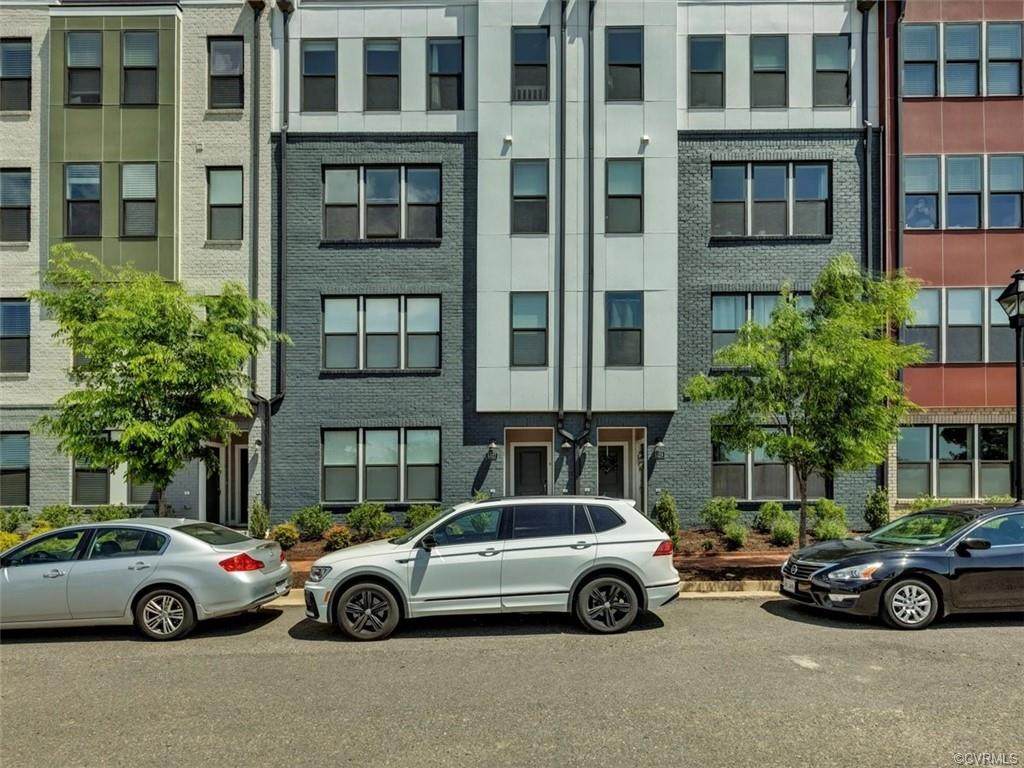 5327 Old Main Street - Photo 1